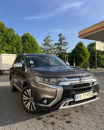 Mitsubishi Outlander cena 105500 przebieg: 93400, rok produkcji 2019 z Kraków małe 232